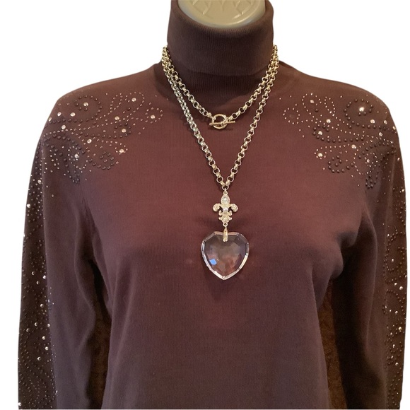 Heidi Daus Gold and Crystal Fleur De Lis Heart Pendant Necklace. Signed NWT - Picture 2 of 8